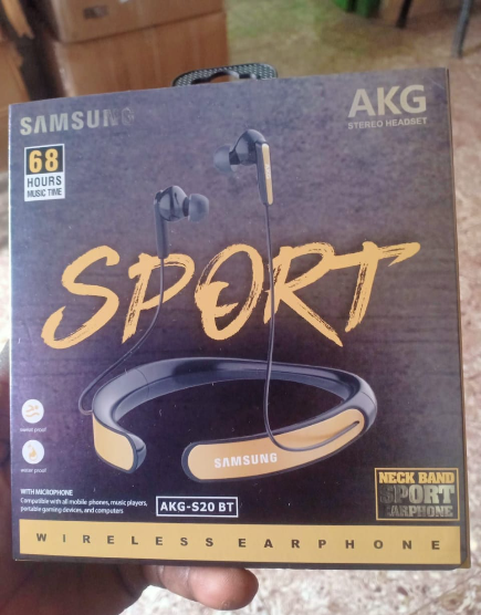 S20 akg earphones online review